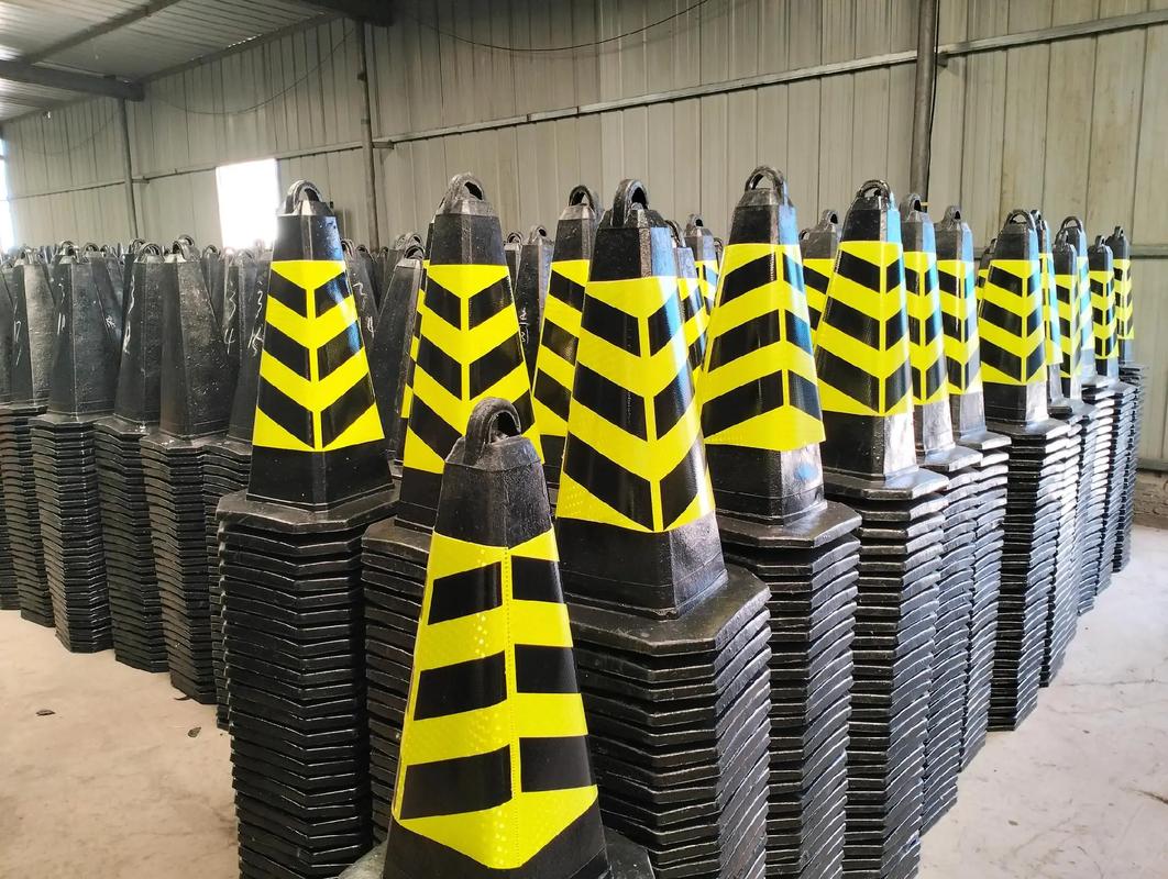 專業橡膠制品生產廠家 新鄉縣貴波橡膠制品廠介紹